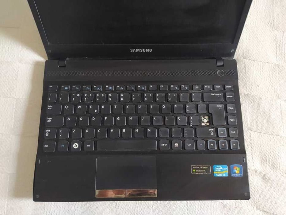 Portátil Samsung NP300V3A-S04PT(Não liga)