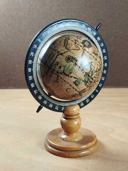 Globo Pequeno Vintage