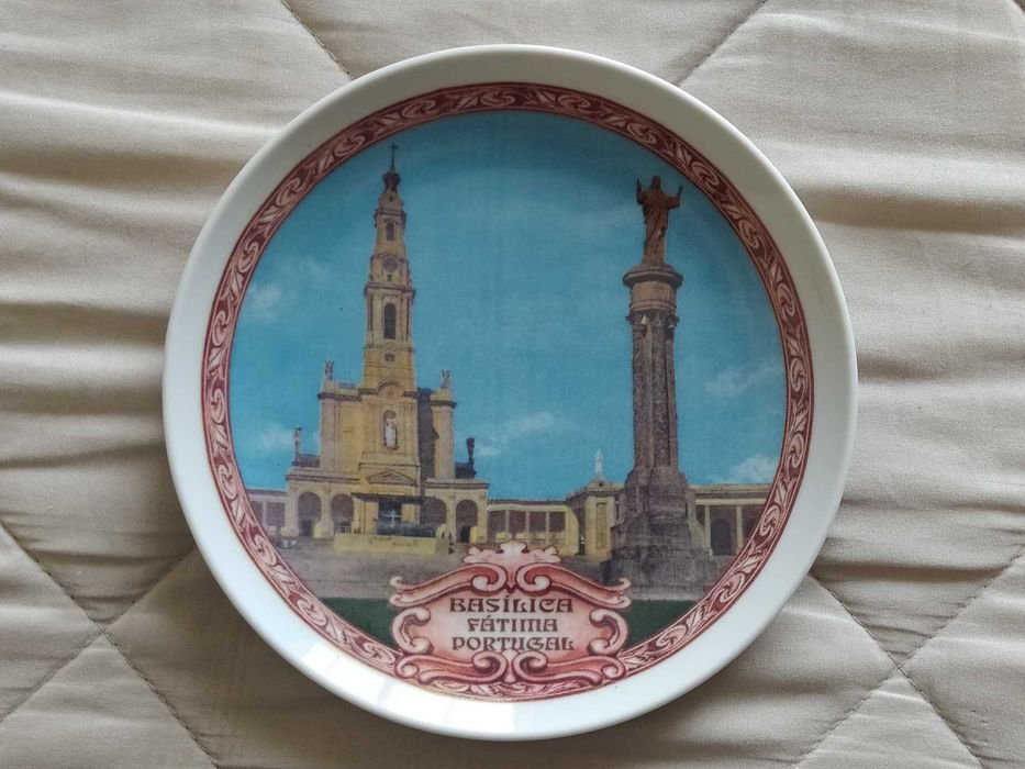 Prato Basílica Fátima - Decorativo