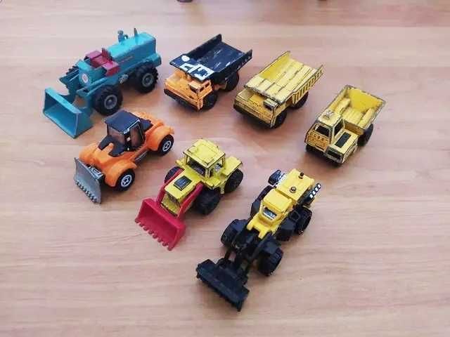 Lot (x7) Matchbox - Carrinhos, Camiões, Máquinas..