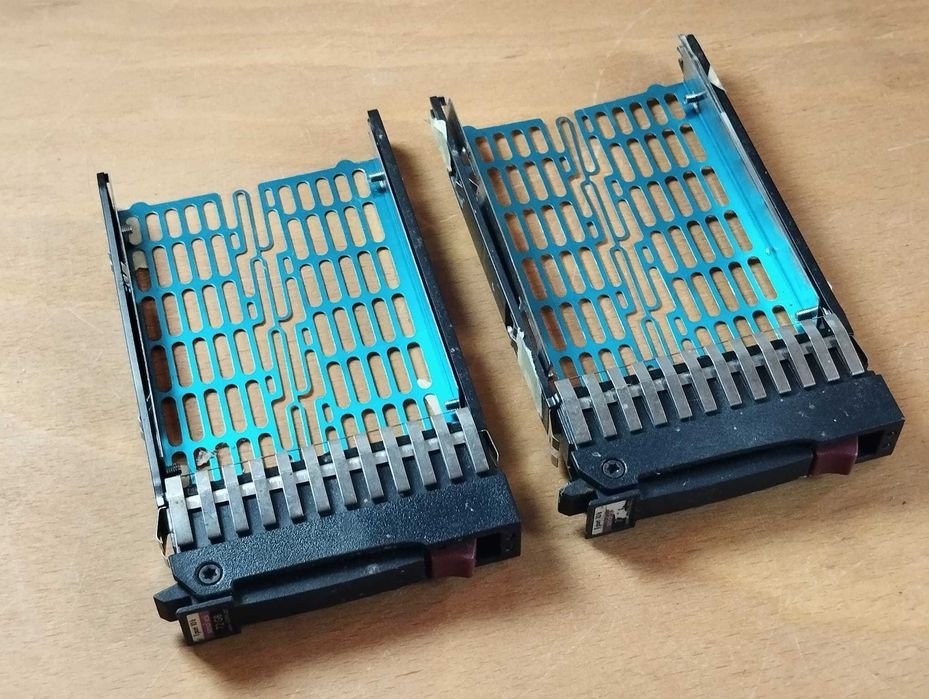 Gaveta Slot HP ProLiant G5-G7 Discos 2.5'' SAS