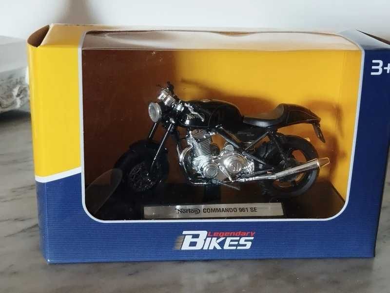 Norton Commando 961 SE