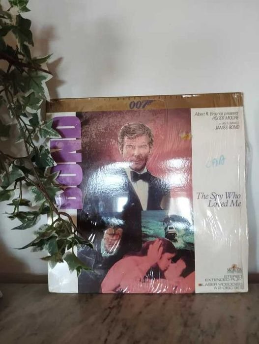 007 James Bond - The Spy Who Loved Me - Laserdisc