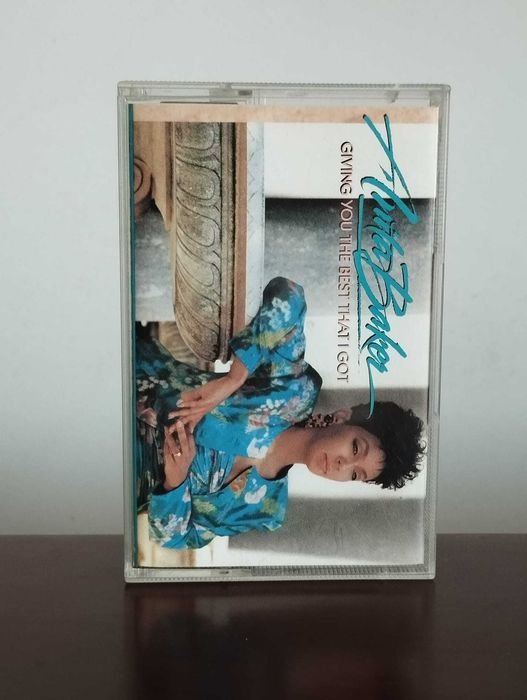 Anita Baker "Giving You The Best That I Got" Cassete Audio