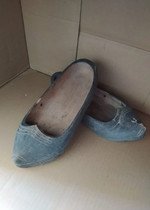 Sapatos Antigos de Madeira
