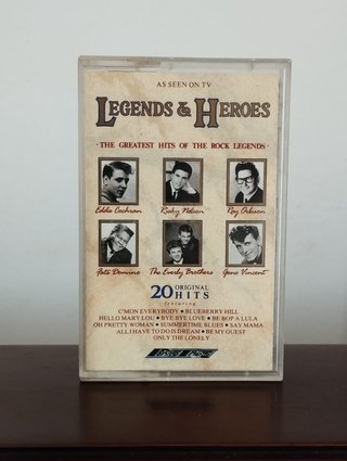 Vários "Legends & Heroes" Cassete Audio