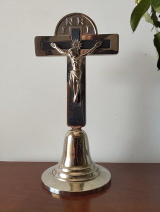 Crucifixo Art Deco de Mesa em Metal Vintage