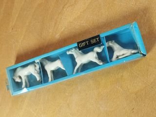 Conjunto 4 Cavalos Porcelana China NOVO