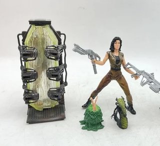 Várias Figuras - X-Files e Alien