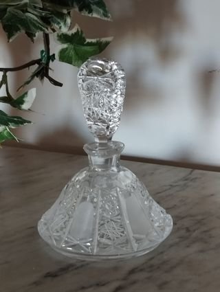 Frasco de Perfume em Cristal Antigo