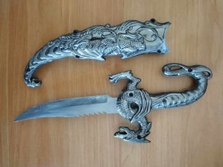 Adaga / Punhal